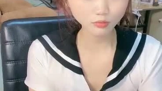 喜羊羊与灰太狼妈妈乐疯狂久草资源在线观看AVOVE直播大神精选无毛肥逼骚女户外商场厕所啪啪，蹲着口交脱掉翘起屁股后人抽插猛操呻吟