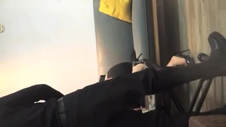 女性奴 妩媚少妇 淫荡尤物黑丝舔脚 双指抠穴自慰
