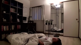 新人妹子露脸情趣装诱惑，在狼友的指挥下脱光诱惑狼友，掰开骚穴自己抠弄，揉奶玩逼高潮不断精彩不要错过第04集